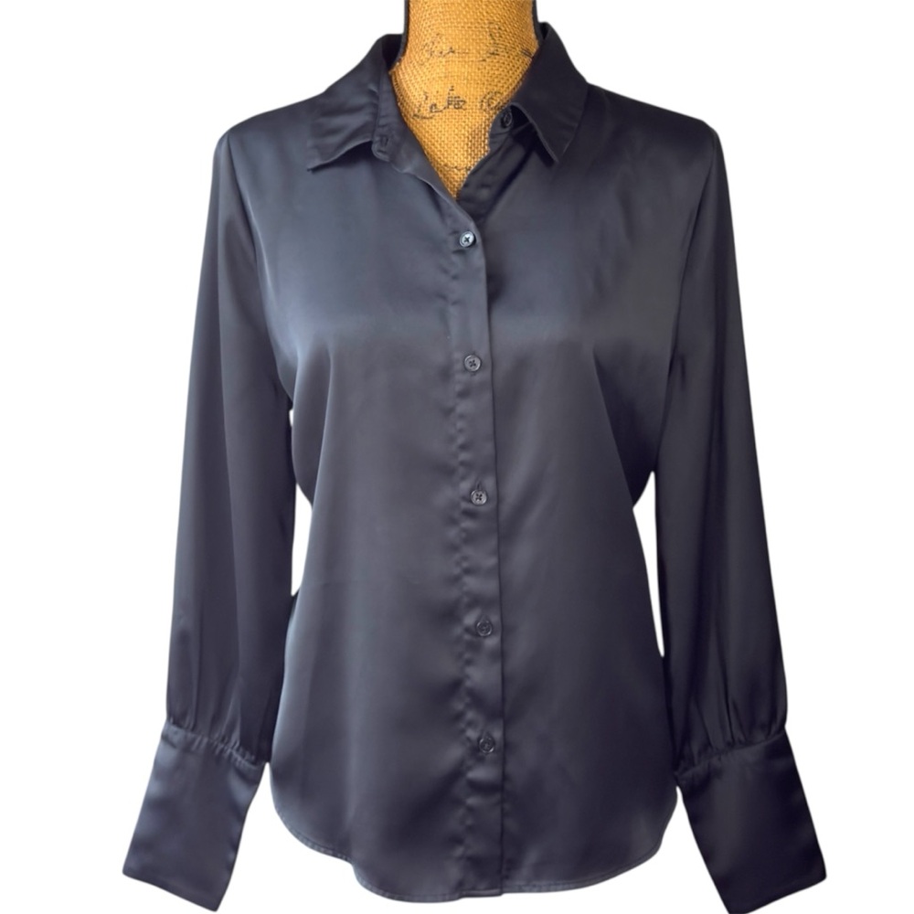 Joie black satin button-down shirt with long 3-button cuffs Women’s size M | ab7